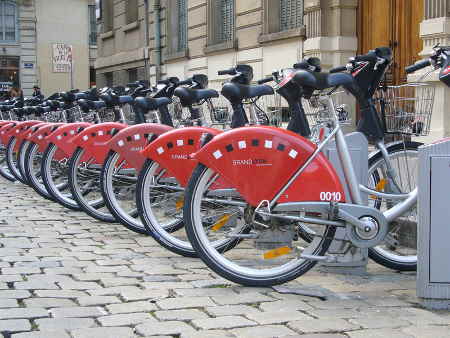 Photo du Velov, système de vélos partagés de Lyon