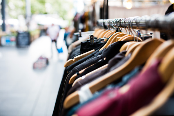 devenir client mystère dans une boutique de vêtements