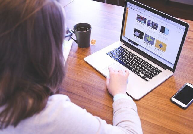 comment gagner de l'argent avec Facebook trafic