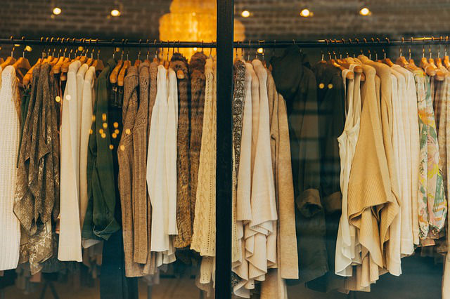louer ses vêtements garde-robe