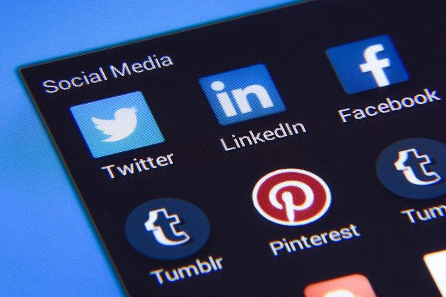 Un travail à domicile sérieux sur les réseaux sociaux