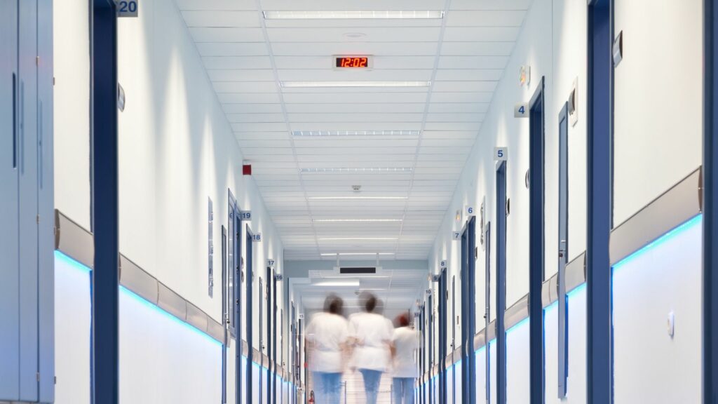 Zoom sur le métier d'Agent de Service Hospitalier Qualifié