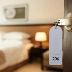 Comment choisir un hôtel sans se faire arnaquer ?