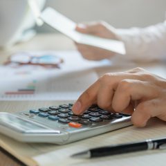 Comment sont limités les frais bancaires ?
