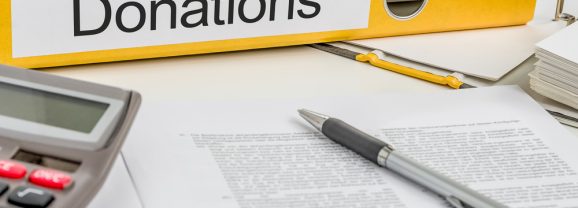 Faire des dons intelligents : charité et fiscalité