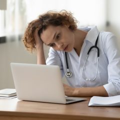 Les erreurs à éviter lorsqu’on choisit son assurance vie entière.