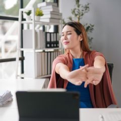 Monétiser ses compétences sans diplôme : par où commencer ?