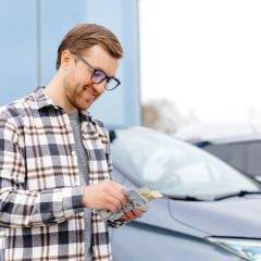 Comment vivre avec un seul salaire : conseils et témoignages