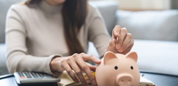 Comment épargner 10 000€ en 1 an : plan détaillé mois par mois