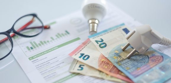 Comment réduire sa facture d’électricité en 2026 : astuces efficaces