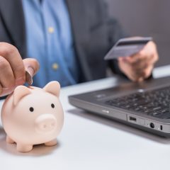 Comment éviter les frais bancaires inutiles