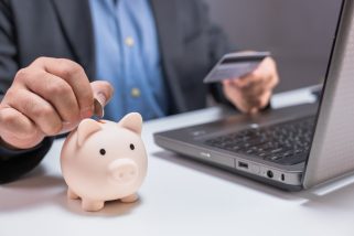 Comment éviter les frais bancaires inutiles